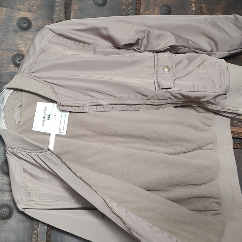 Abercrombie Satin Jacket - Picture 11 of 16